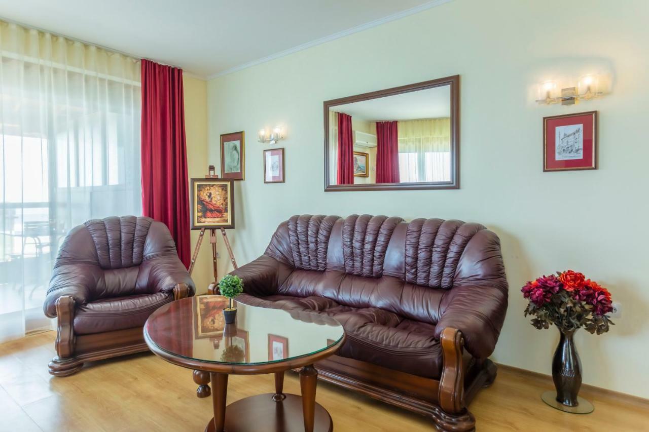 La Casa Primorsko Apartment Luaran gambar