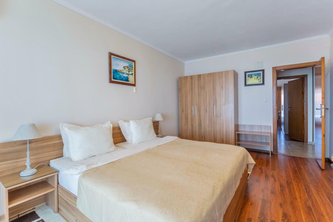 La Casa Primorsko Apartment Luaran gambar