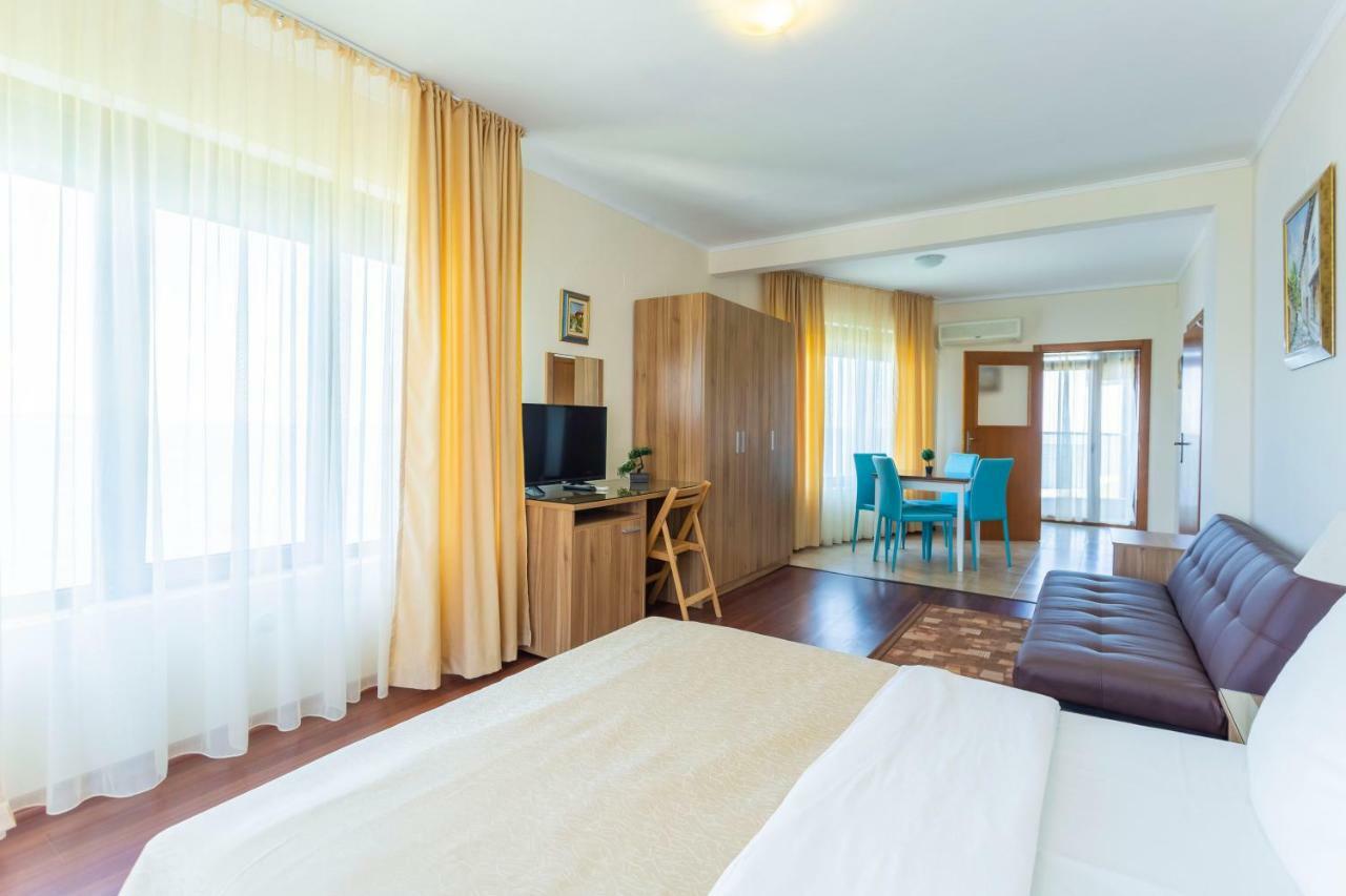 La Casa Primorsko Apartment Luaran gambar
