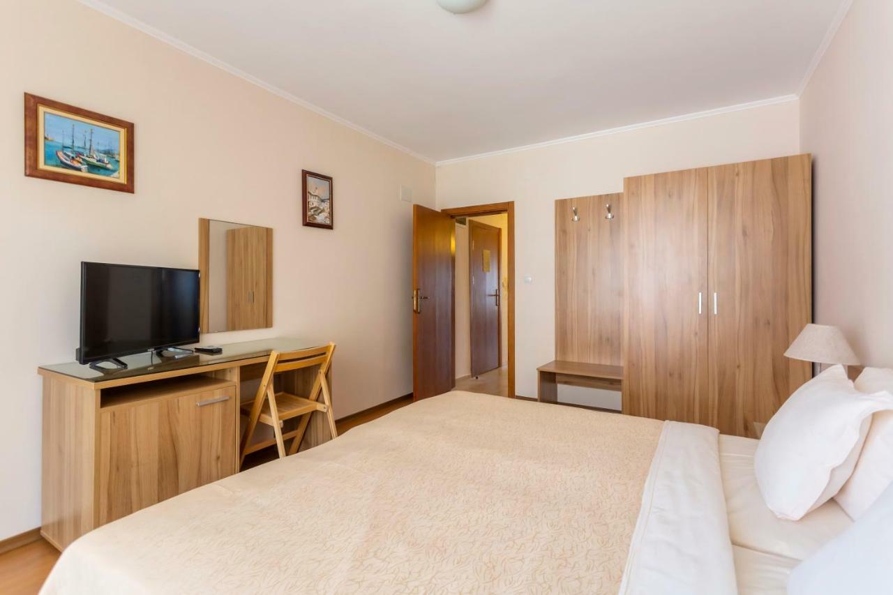 La Casa Primorsko Apartment Luaran gambar